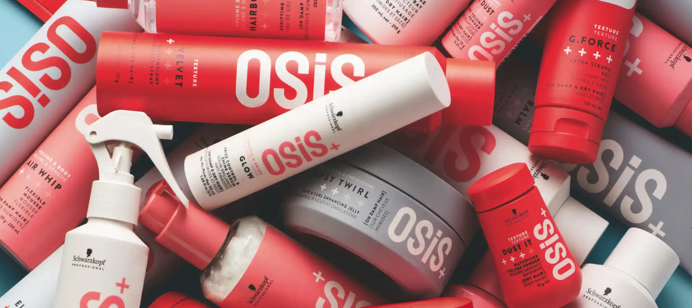 O grămadă de produse pentru coafură.