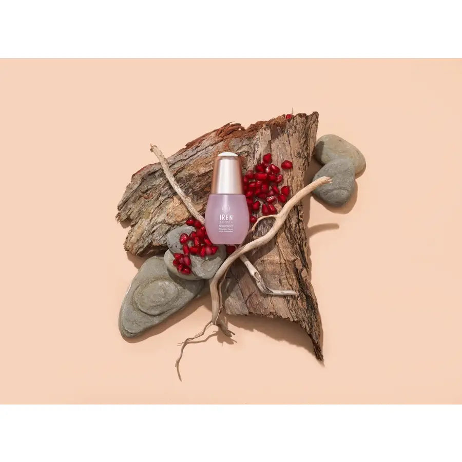 IREN Shizen Skin Reboot 20ml – Ser antioxidant cu rodie cofeină și alge roșii pentru un ten revitalizat luminos și