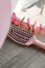 Olivia Garden Fingerbrush Boar & Nylon Pastel Pink Display 12 buc