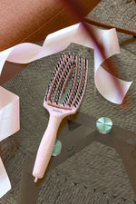 Olivia Garden Fingerbrush Boar & Nylon Pastel Pink Display 12 buc