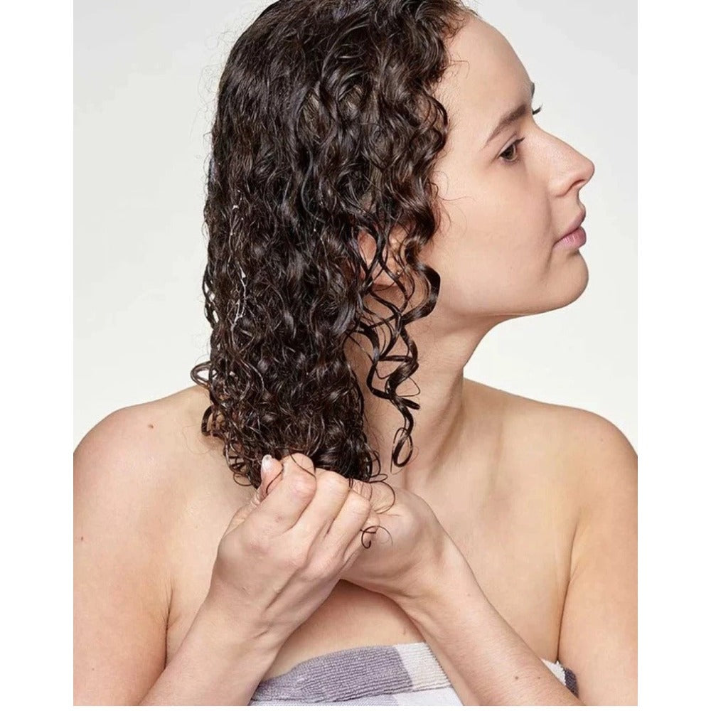 Milk Shake Curl Passion Defining Gel 200ml – Gel Profesional pentru Definirea Buclelor, Control Anti-Frizz și Elasticitate Naturală