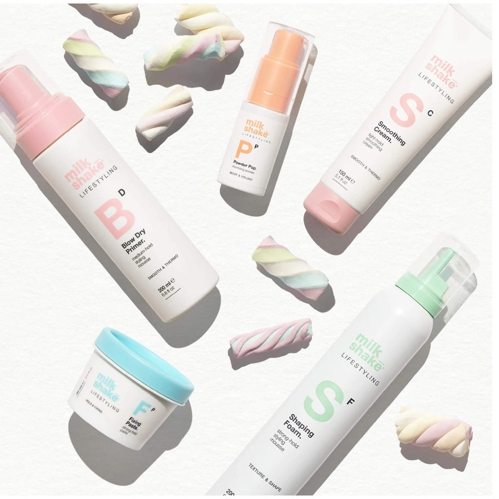 Milk Shake Lifestyling Smoothing Cream 150ml – Cremă Profesională pentru Netezirea Părului cu Protecție Termică și Efect Anti-Frizz