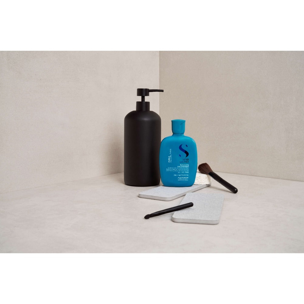 Alfaparf Milano Semi di Lino Curls Enhancing Low Shampoo – Șampon Delicat pentru Păr Ondulat și Creț, Hidratare și Anti‑Frizz