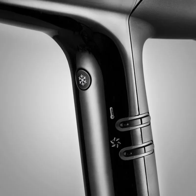 Uscător De Păr Profesional BabylissPro Falco Black Silver 2000W Viteză aer 244km/h Zgomot 70dB - Aparatură